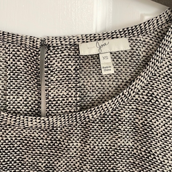 Joie Top - Picture 2 of 3